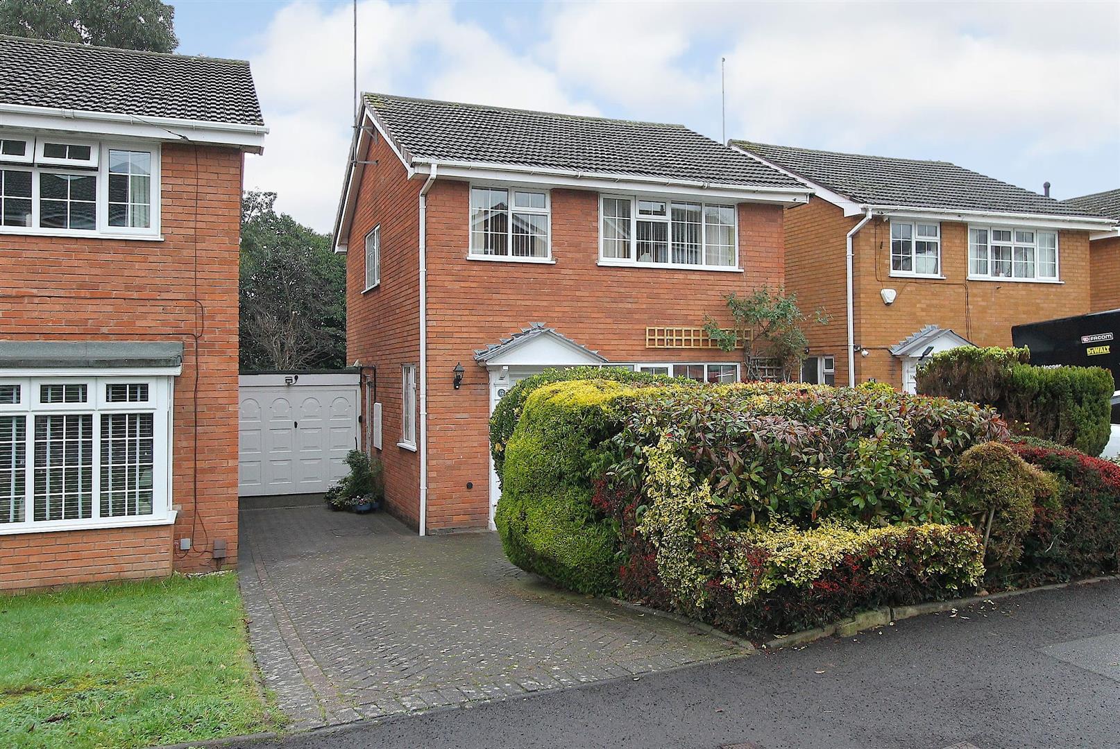 3 bed property in Lansdown Green, Kidderminster